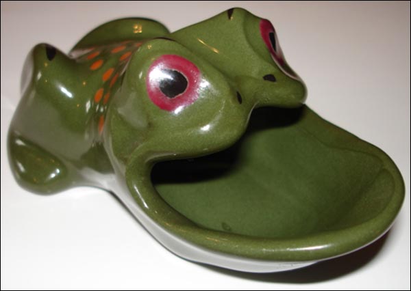 Carr China Frog Ashtray